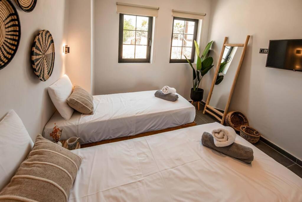 Casacarma Iii, Private Pool, Boho Design, Central Lakhaniá Exterior foto